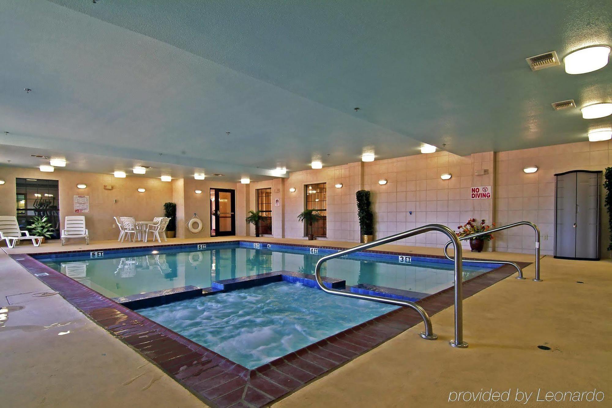 Best Western Plus Red River Inn Clarendon Facilidades foto